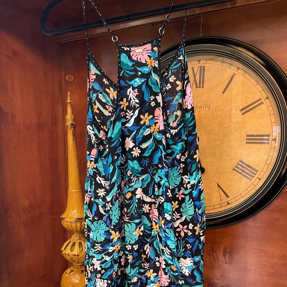 Mini dress or top from Kensie - Picture 2 of 9